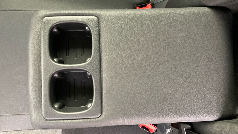 Nissan Qashqai 1.3 DiG-T MH 158 N-Connecta 5dr Petrol Hatchback